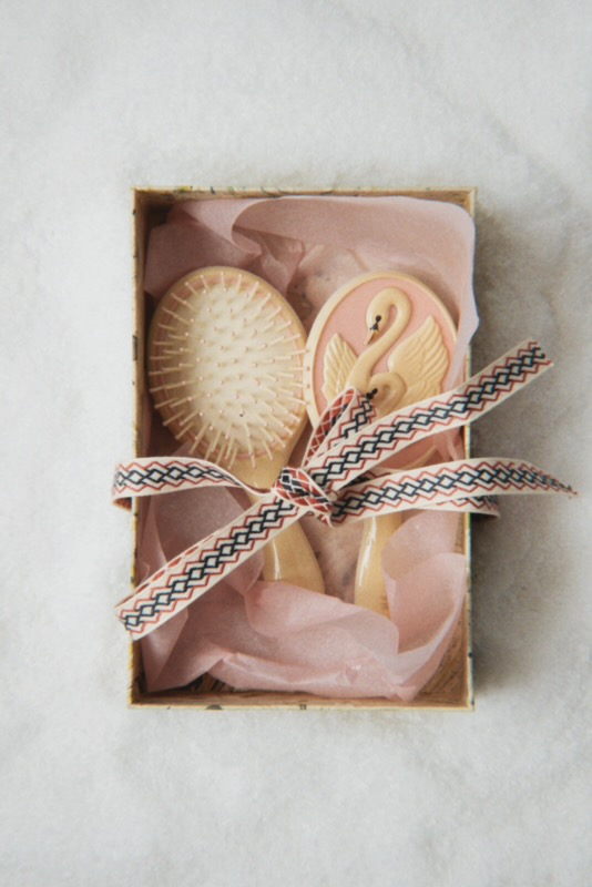 Schwan Beauty Set Bürste & Spiegel
