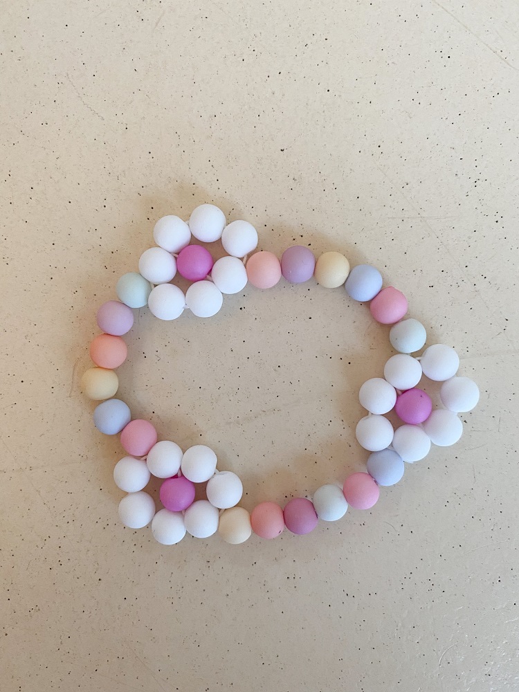 Blumenarmband