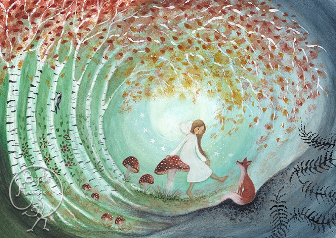 Fall_Fairy Illustration; Mädchen in weißem Kleid; Waldszene mit Birken; Blätterdach in Herbstfarben; Fliegenpilze; Fuchs sitzt; mystische Atmosphäre.