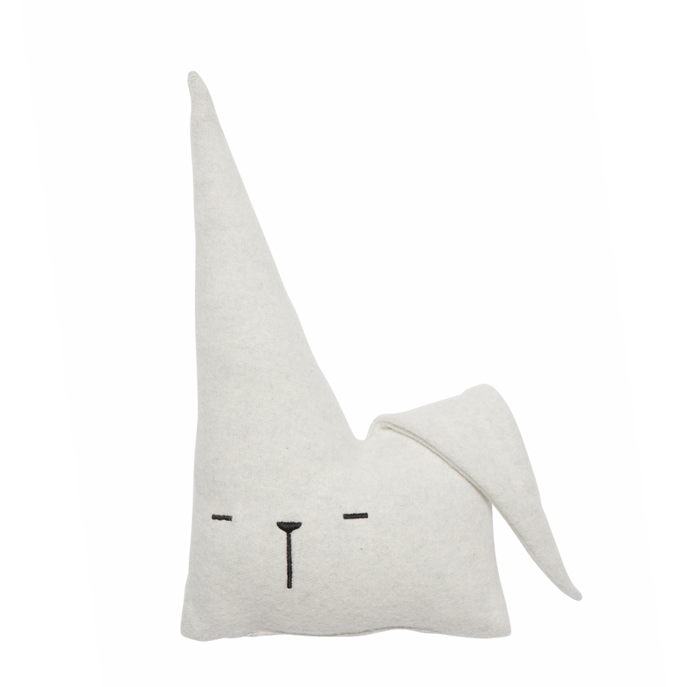 TFB-15-bunny-cushion-2 Kissen, Hase-Design, hellgrau, minimalistisches Gesicht, langer Ohrenaufsatz.