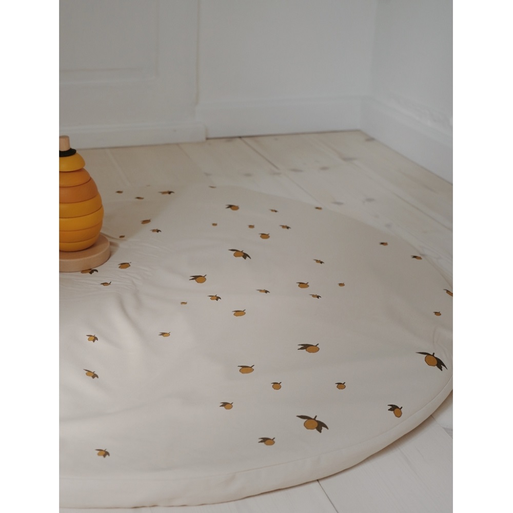 1024x1024-5c0a2e1b35f9f6cfca3904fba51fa4de Spielmatte, rund, beige, Zitronenaufdruck; Holzspielzeug, Turmform, mehrfarbig.