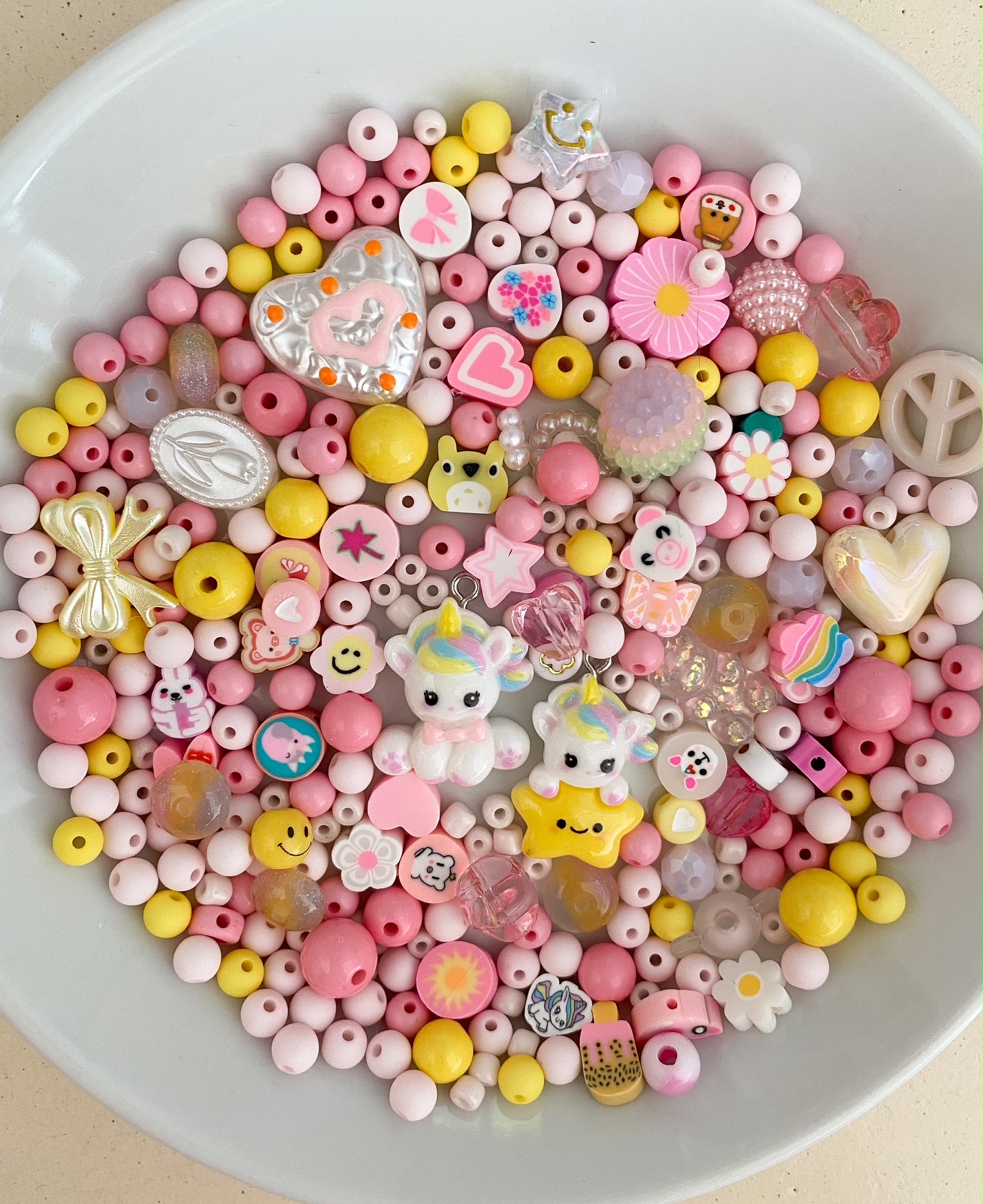 Perlenmix Anhänger 2x Einhorn