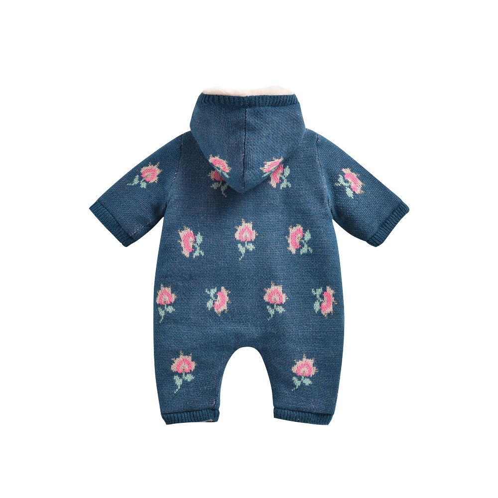 babypilotjumpsuitpucalagoon3 Baby-Strampler, blau, Kapuze, Rosenmuster, langärmlig.
