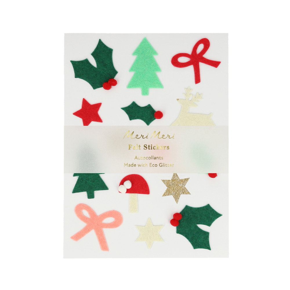 269869b_23W Filzaufkleber, weihnachtliche Motive, Tannenbaum, Rentier, Schleife, Pilz, Stern, Stechpalmenblätter, Farben: grün, rot, gold, mit Eco-Glitzer, auf weißem Hintergrund, Markenname „Meri Meri“ sichtbar.