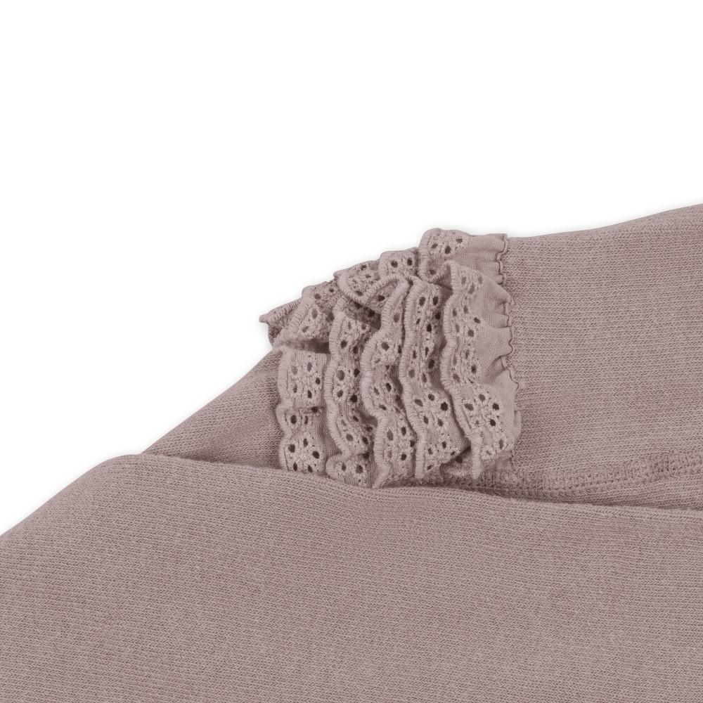 KS5984-FRILL-TIGHTS-LAVENDER-MIST-Extra-1 Pullover, Farbe: Altrosa, Material: Strick, Details: Rüschen mit Lochmuster.