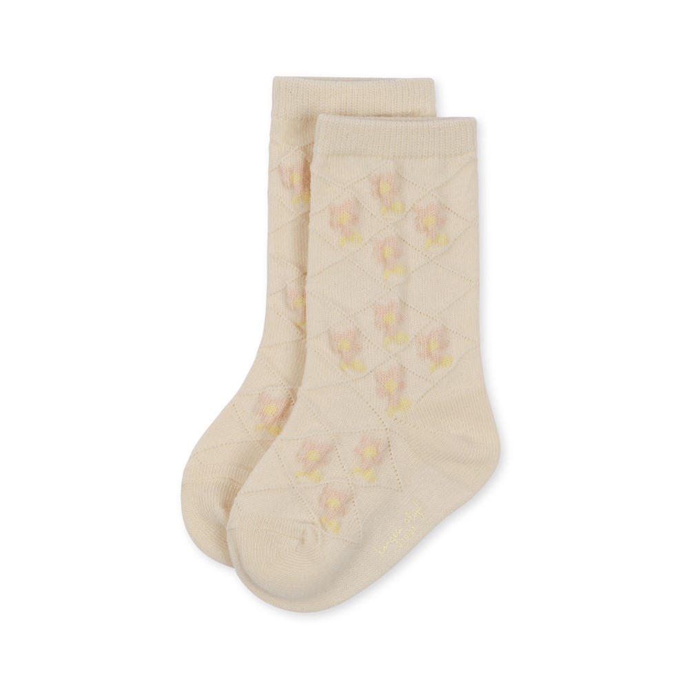 KS5075-2-PACK-POINTELLE-SOCKS-FLOWER-Extra-1 Beige Socken, dezentes Rautenmuster, pastellfarbene gelb-rosa Blumen, weich gestrickt, knöchelhoch.
