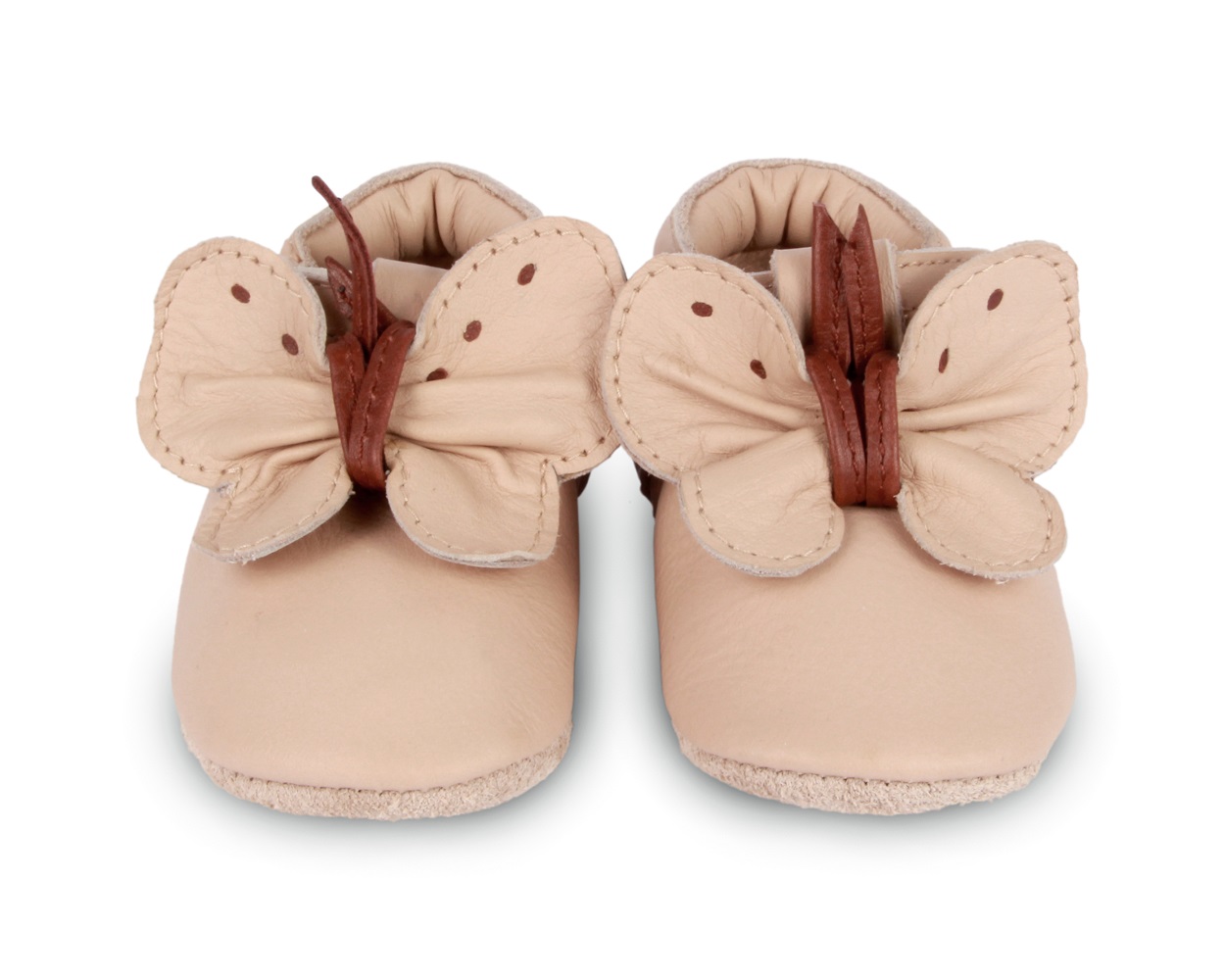 1011000_LE121_3 Babyschuhe aus Leder, beige, Schmetterlingsaufnäher, braune Details, runde Kappe.