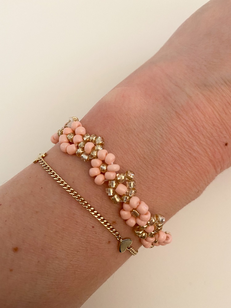 Armband Perlenblumen