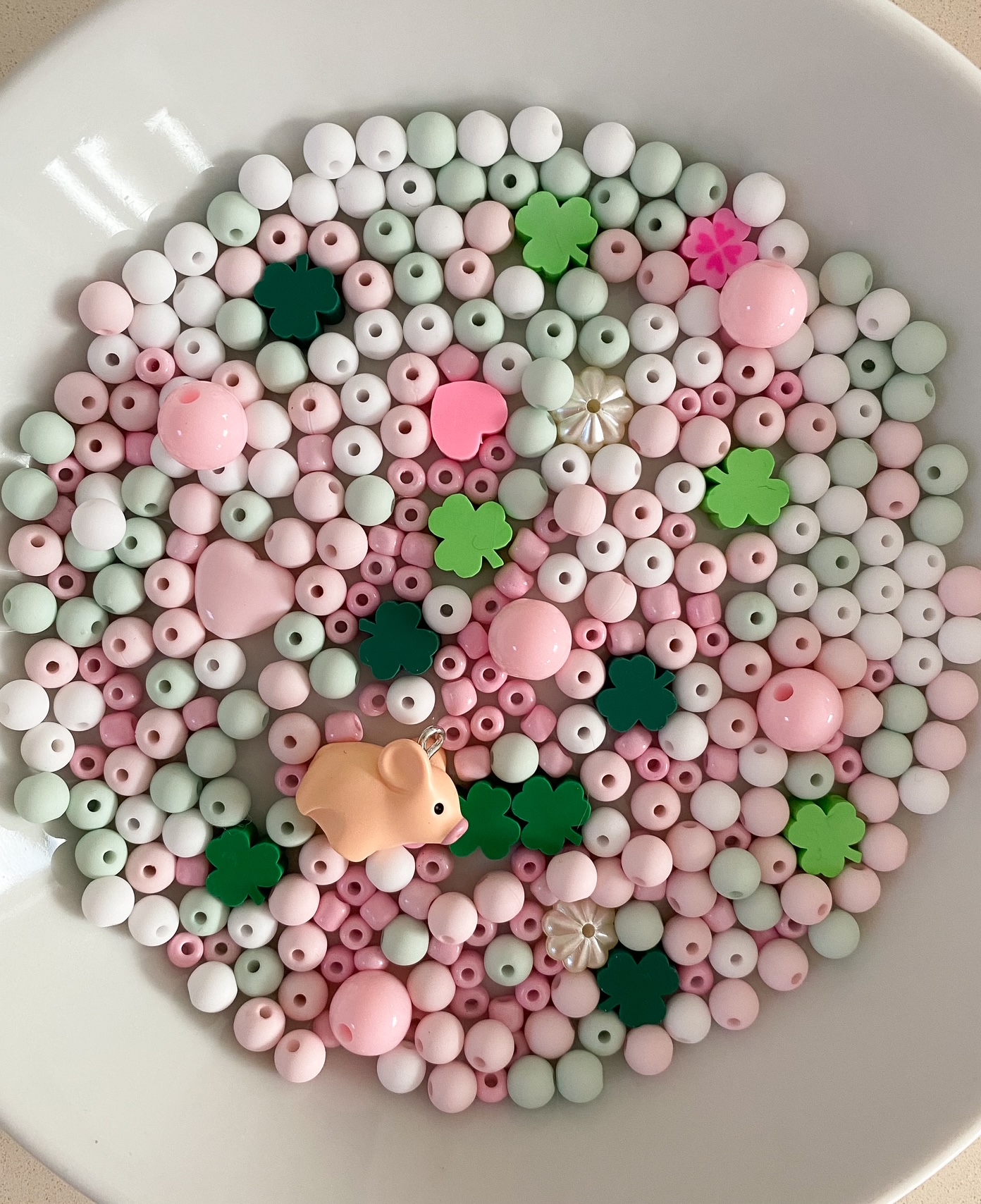 Perlenmix Glücksschwein