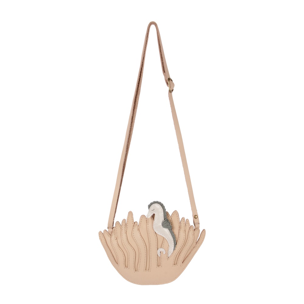5015501_LE121_3 Kleine Umhängetasche, beige, Seepferdchen-Dekor, verstellbarer Riemen, maritimes Design.