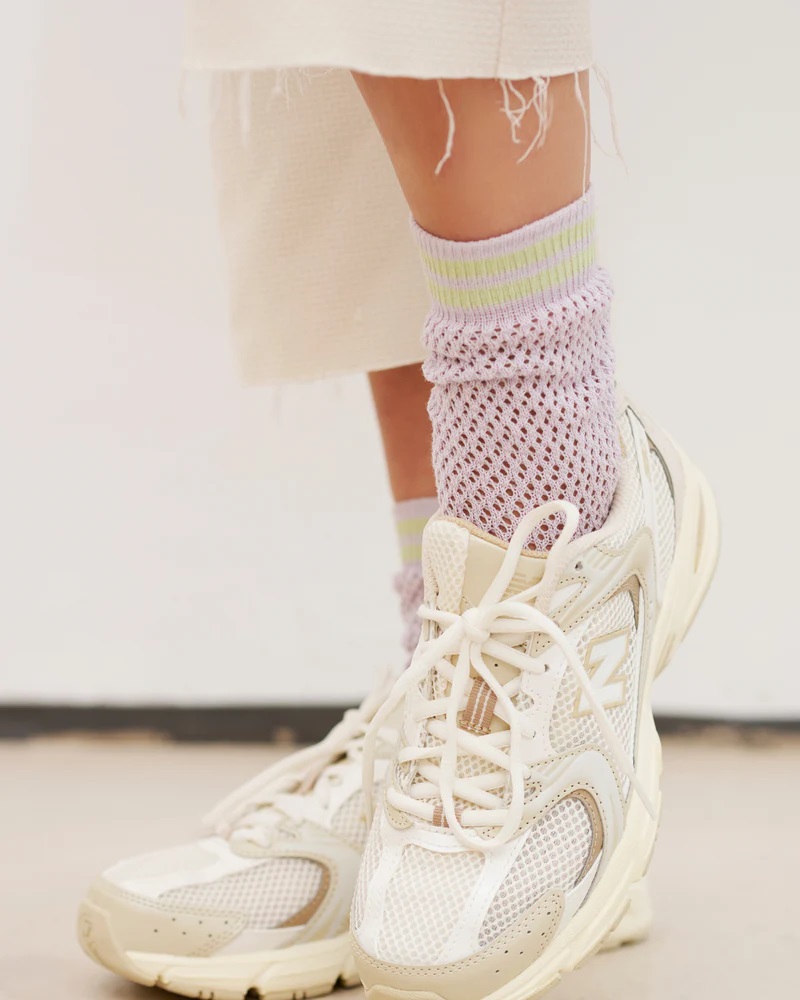 Netzsocken lila Größe M (39-43)