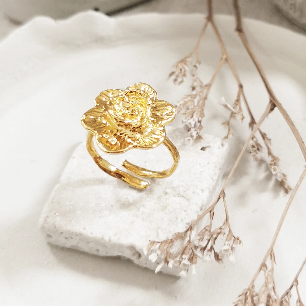 Ring Blume gold
