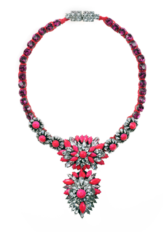 bildschirmfoto-2013-07-08-um-21-48-06 Kette, rot, silberne und rote Steine, florales Design, extravagante Ornamente, klare Kristalle, symmetrisches Muster.