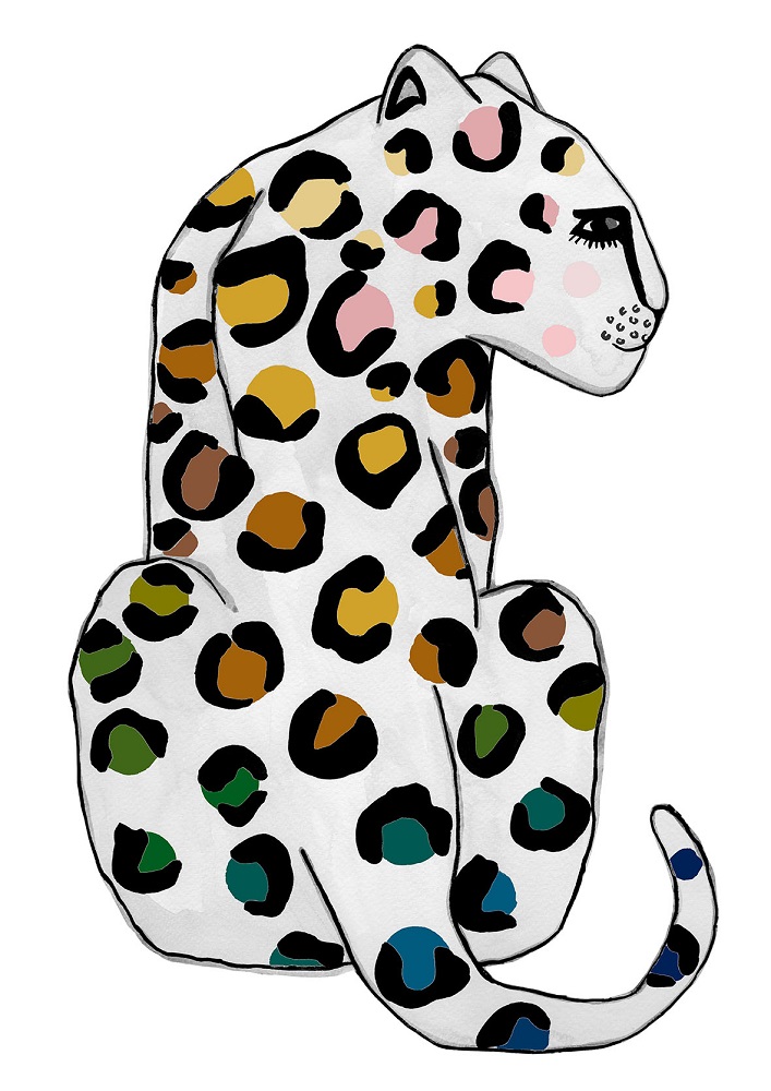 natleplowres Kunstprint, Leopard, weiße Hintergrundfarbe, bunte Leopardenmuster in Schwarz, Braun, Grün, Rosa, Orange, geschlossene Augen, lächelndes Gesicht, stilisierte Illustration.