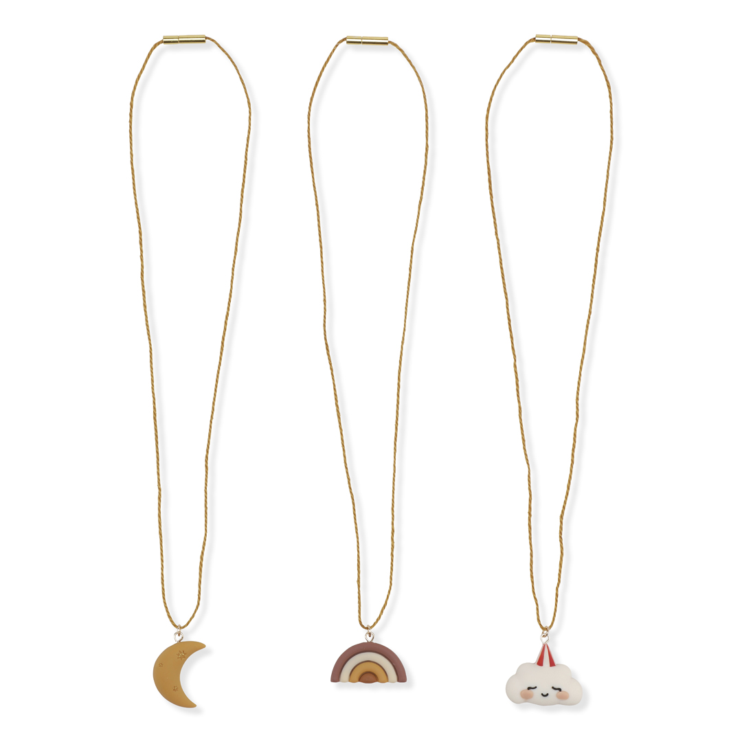 KS2676-3-PACK-NECKLACE-RAINBOW-Main Drei goldene Halsketten mit Anhängern: Halbmond, Regenbogen, Wolke mit Gesicht.
