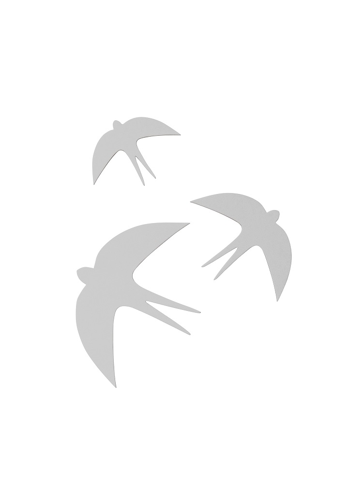 sverm-birds-small-1 Deko-Wandaufkleber, drei Schwalben, grau, minimalistisches Design.