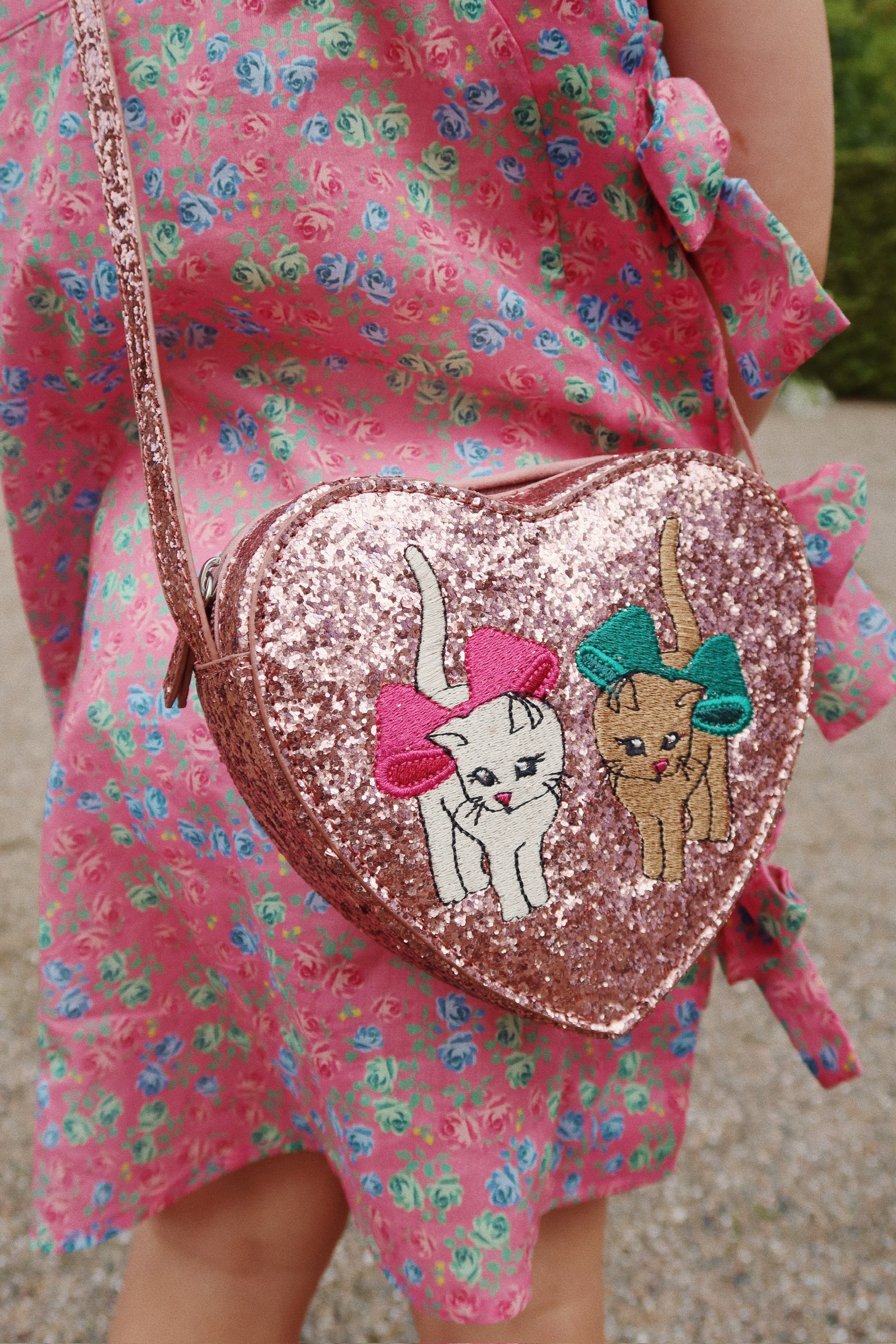 Tut Schultertasche Herz Glitter
