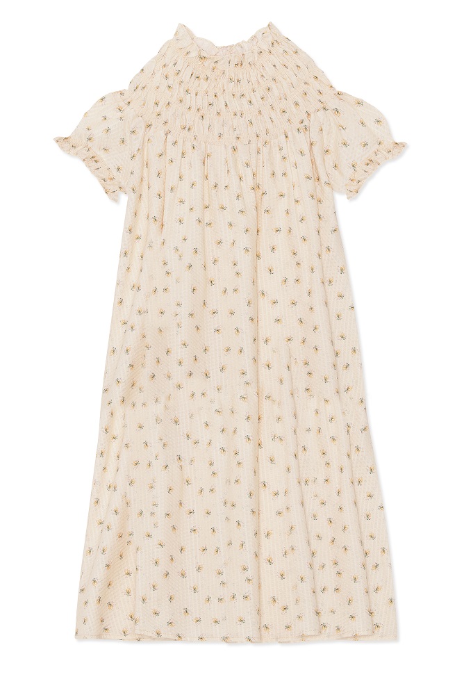KS3410-VIVI-MOMMY-DRESS-FRESIA-Main Beigefarbenes Kleid, florales Muster, Kurzarm, geraffter Halsausschnitt, lockere Passform, leichte Stoffstruktur.