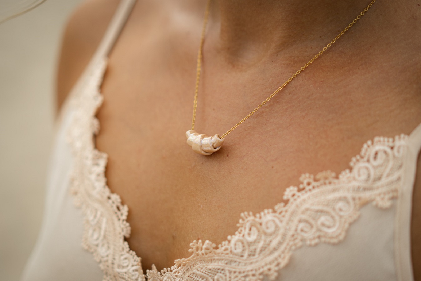 Croissant Halskette pearl