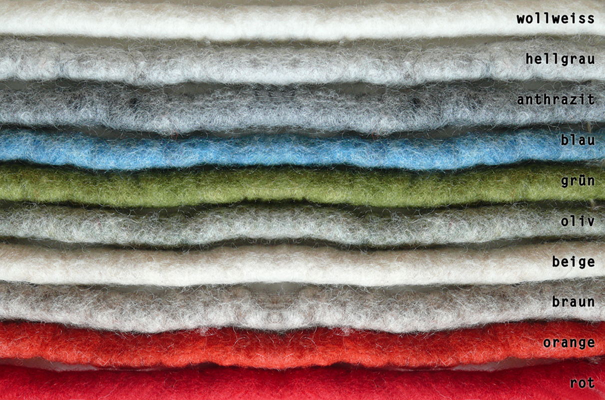 Bildschirmfoto-2017-01-12-um-10-23-24 Mehrere Lagen Filz in verschiedenen Farben: wollweiß, hellgrau, anthrazit, blau, grün, oliv, beige, braun, orange, rot; je Farbe ein Streifen übereinander gestapelt; texturierte Oberfläche.