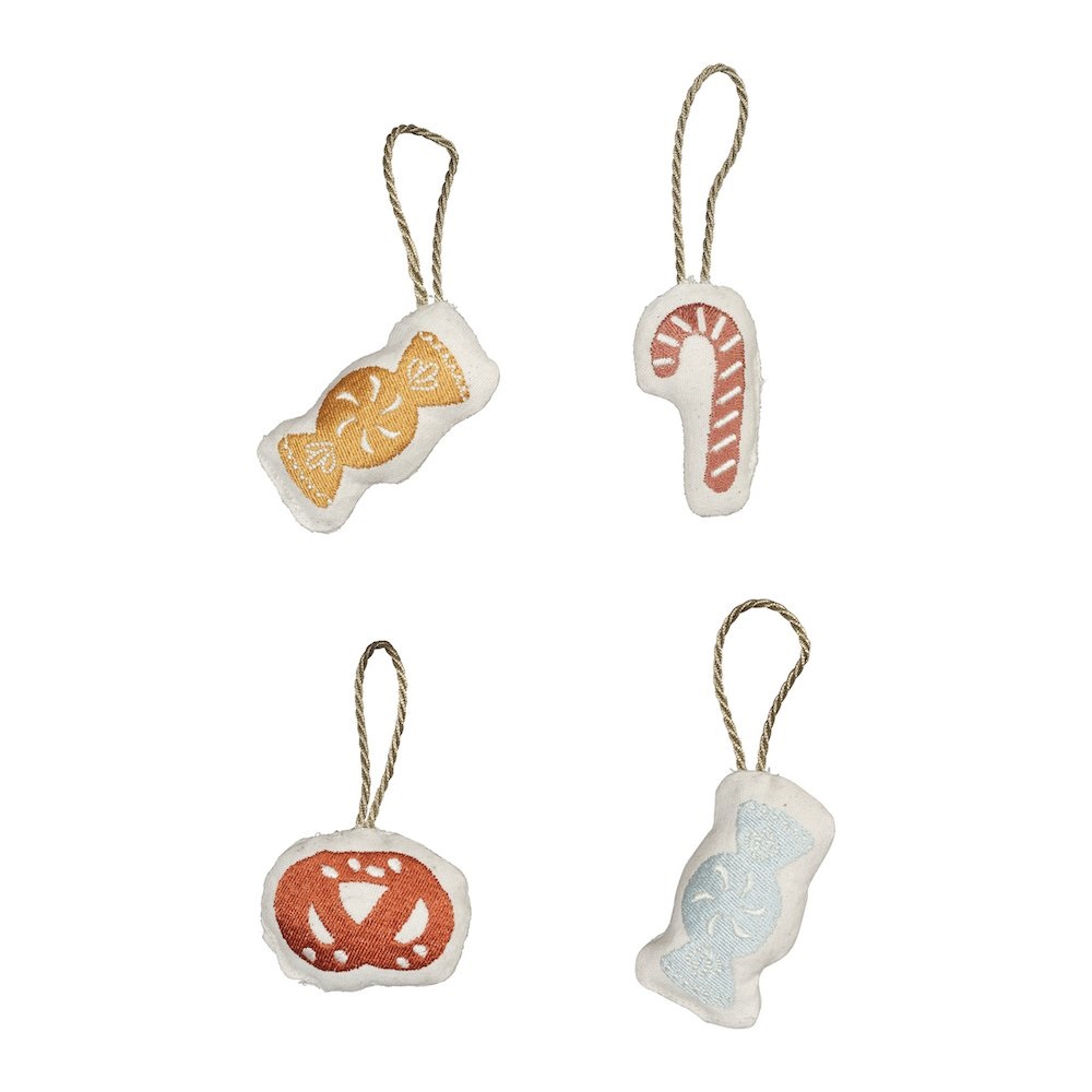 FBL20Ornaments20Hanging2020Candy20-1 Weihnachtsbaumanhänger, Set aus vier Stoffformen, Design: Bonbon, Lebkuchen, Brezel, Zuckerstange; Farben: orange, rosa, blau; mit Aufhängekordel.