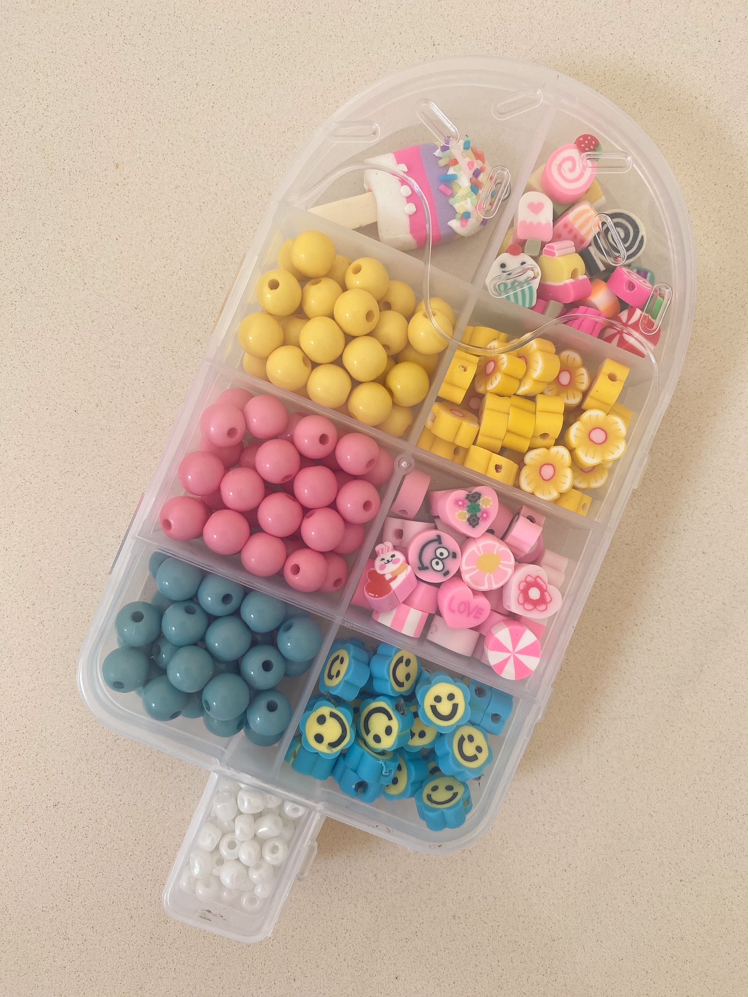 Eisform mit Perlenmix 